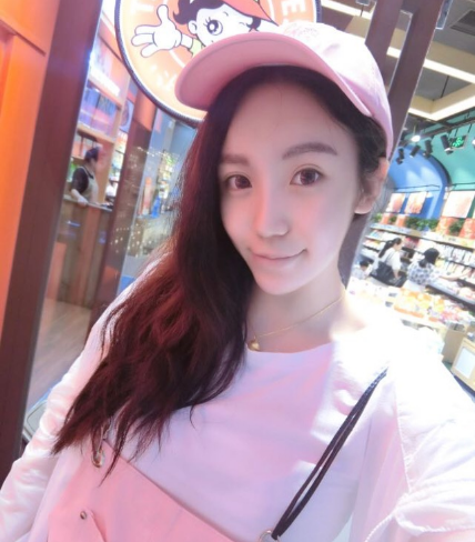 重慶當(dāng)代整形美容醫(yī)院醫(yī)生楊健做假體隆胸怎么樣？附案例