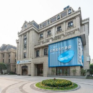 成都紐萊茵整形豐額頭的材料？豐額頭的并發(fā)癥？