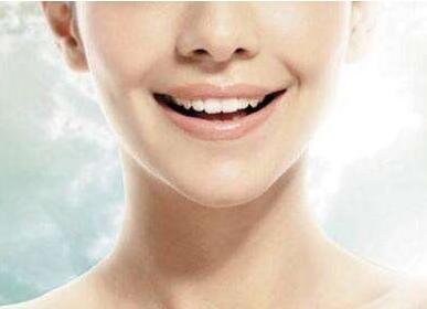 大連宏冠整形假體隆下巴