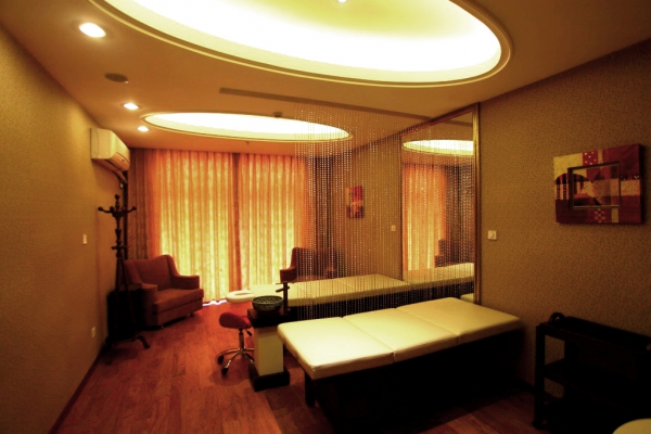 上海伊美爾港華醫(yī)療美容醫(yī)院