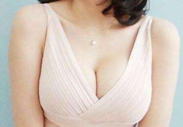 大連艾加艾醫(yī)療美容門(mén)診部乳房下垂矯正