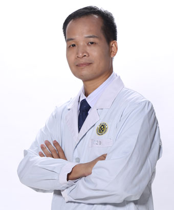 珠海九龍醫(yī)院醫(yī)學美容科鐘小榮醫(yī)生