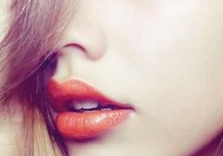 巴中時光醫(yī)學美容門診部做玻尿酸豐唇效果怎么樣？附李紅強豐唇案例