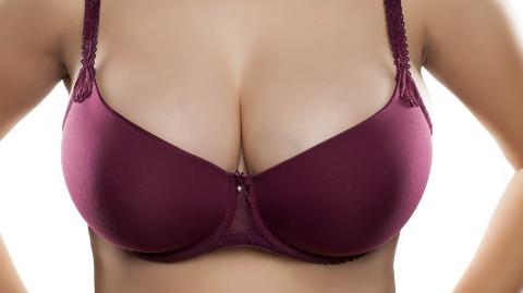 乳房下垂矯正術(shù)后多久能恢復(fù)？