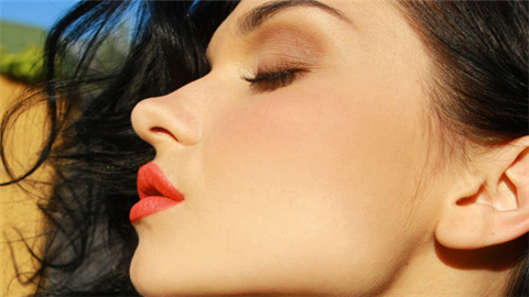 真皮隆鼻可以保持一輩子嗎？手術(shù)大概需要多少錢？