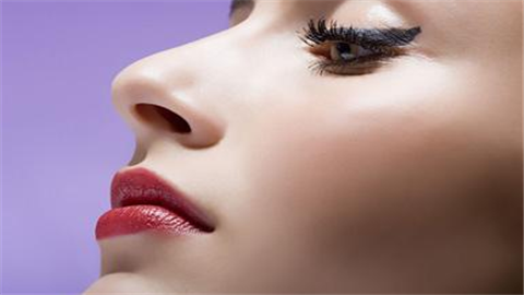 膨體隆鼻會(huì)越來越低嗎？