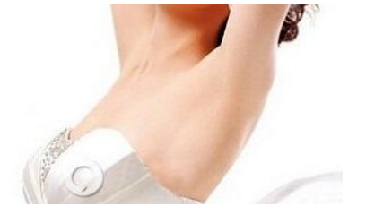 乳房下垂如何矯正？乳房下垂矯正的費用是多少？