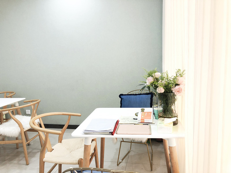 鄭州神話醫(yī)療美容診所_辦公室