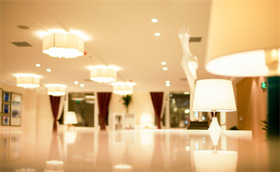 鄭州馮憐萍醫(yī)療美容診所_大廳