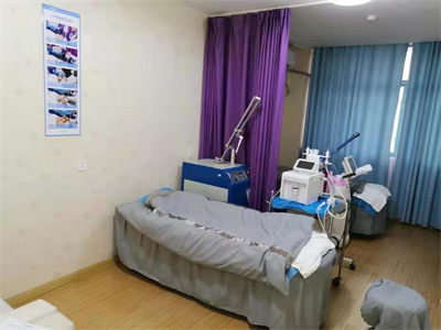 鄭州曹樂醫(yī)療美容診所_皮膚治療室