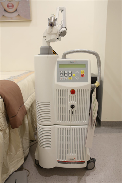 鄭州艾媚爾整形診所_祛斑儀器