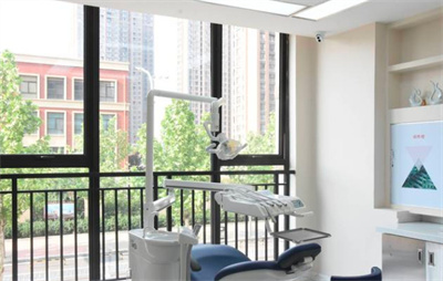 長(zhǎng)治長(zhǎng)興口腔醫(yī)院_治療室