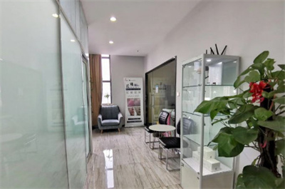 蚌埠欣悅醫(yī)療美容門(mén)診部_眼部咨詢(xún)室