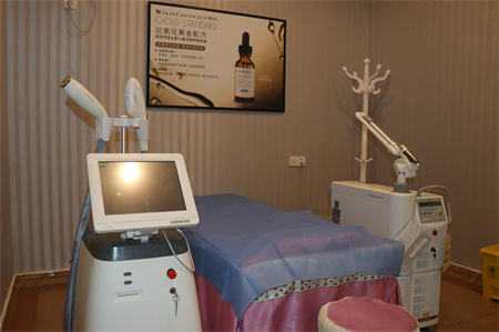 安陽姣點醫(yī)療美容門診部_治療室