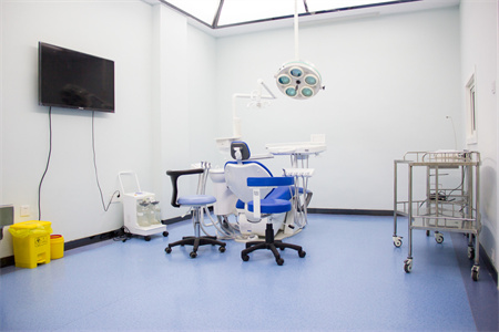 北京西爾口腔門(mén)診部 北京西爾口腔門(mén)診部