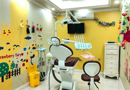 成都圣貝口腔醫(yī)院_治療室