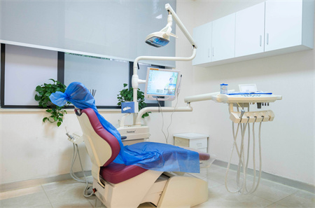 成都團(tuán)圓（原博愛(ài)）口腔醫(yī)院_治療室