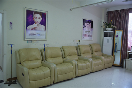 瀘州華美醫(yī)療美容整形門(mén)診部_輸液室