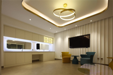 沈陽(yáng)億美醫(yī)療美容診所_休息室