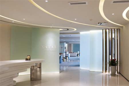 西安亞太醫(yī)療整形醫(yī)院_前臺一角