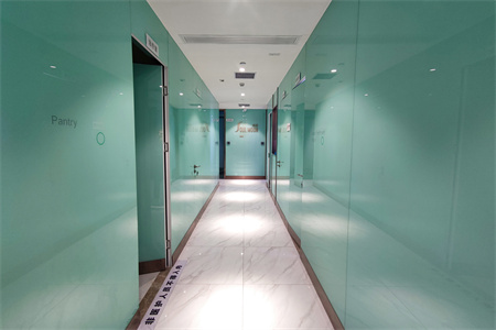 武漢卓美醫(yī)療美容門(mén)診部_手術(shù)室通道