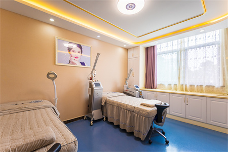 義烏柏菲醫(yī)療美容門診部_治療室