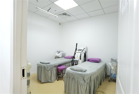 長沙世錦醫(yī)療美容醫(yī)院_治療室