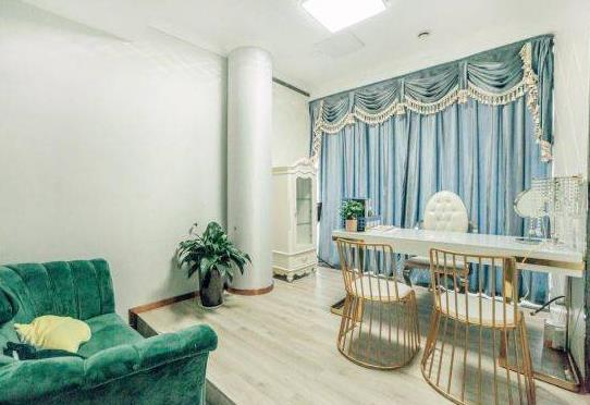 長(zhǎng)沙派生醫(yī)療美容門診部_咨詢室