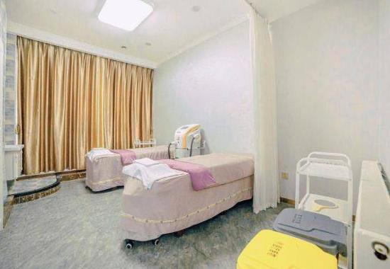 長(zhǎng)沙派生醫(yī)療美容門診部_治療室