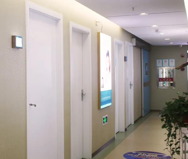 長(zhǎng)沙臉博士醫(yī)療美容門(mén)診部_醫(yī)院走廊