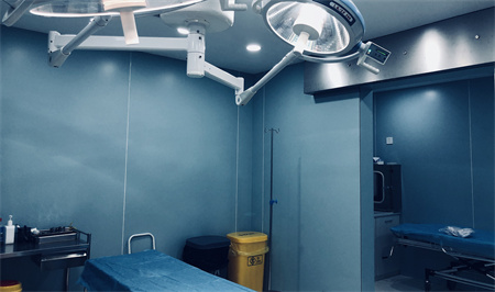 長春愛麗醫(yī)療美容門診部_手術室