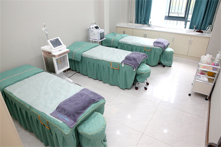 永城愛爾美醫(yī)療整形診所_治療室