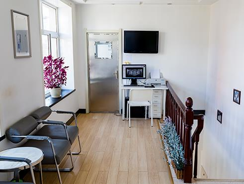 營(yíng)口翠微口腔診所_醫(yī)院環(huán)境