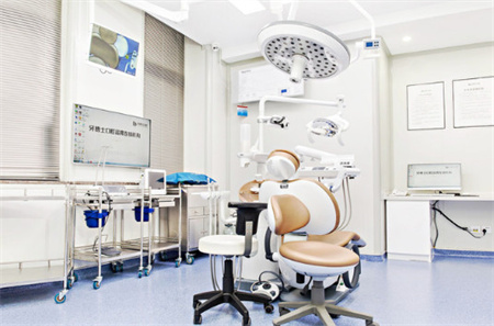 銀川牙博士口腔門診部_治療室