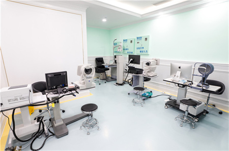 宜賓旌宏眼科醫(yī)院_檢測(cè)設(shè)備