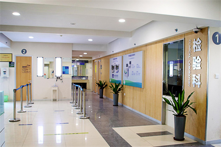 延吉愛(ài)爾匯鋒眼科醫(yī)院_檢驗(yàn)科