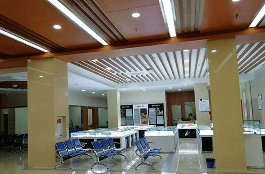 延安愛(ài)瑞陽(yáng)光眼科醫(yī)院_配鏡中心