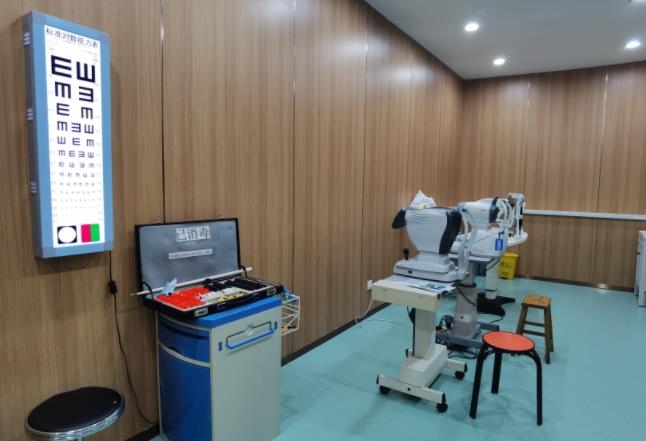 煙臺愛爾眼科醫(yī)院_檢測室