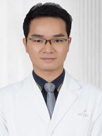 李哲.jpg 李哲.jpg