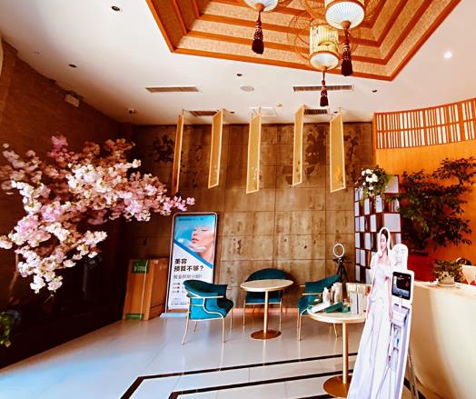 信陽(yáng)追靚醫(yī)療美容診所_一樓大廳