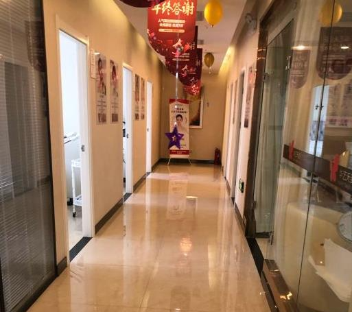 咸陽(yáng)華藝天姿醫(yī)療美容醫(yī)院_走廊