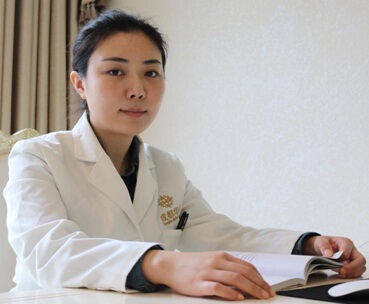 楊黎黎.jpg 楊黎黎.jpg