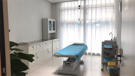 西寧辛醫(yī)生醫(yī)療美容診所 西寧辛醫(yī)生醫(yī)療美容診所