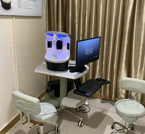 西安眾山臻美醫(yī)療美容門診部_皮膚檢測(cè)室