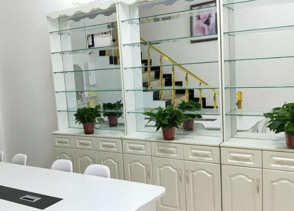 西安李永濤醫(yī)療美容診所_醫(yī)院環(huán)境