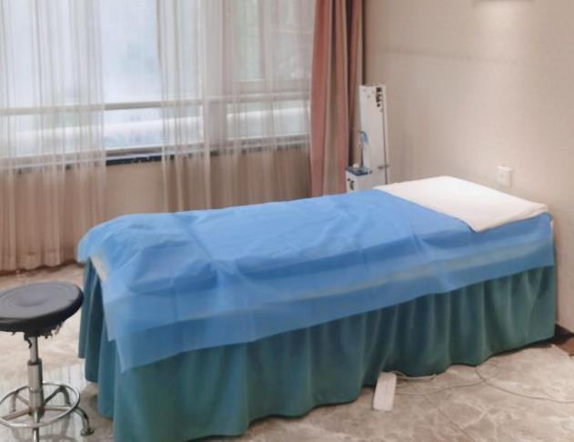 西安簡(jiǎn)美醫(yī)療美容診所_治療室