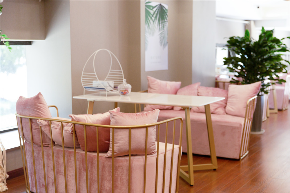 武漢現(xiàn)代女子?jì)D科醫(yī)院整形美容中心_休息區(qū)