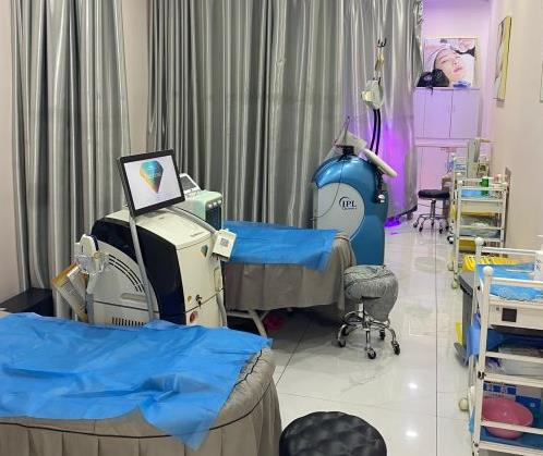 武漢仁愛(ài)時(shí)光醫(yī)院整形美容中心_皮膚治療室