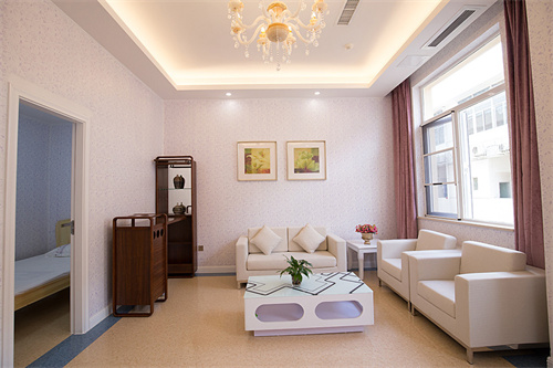 武漢格格屋醫(yī)療美容門診部 武漢格格屋醫(yī)療美容門診部