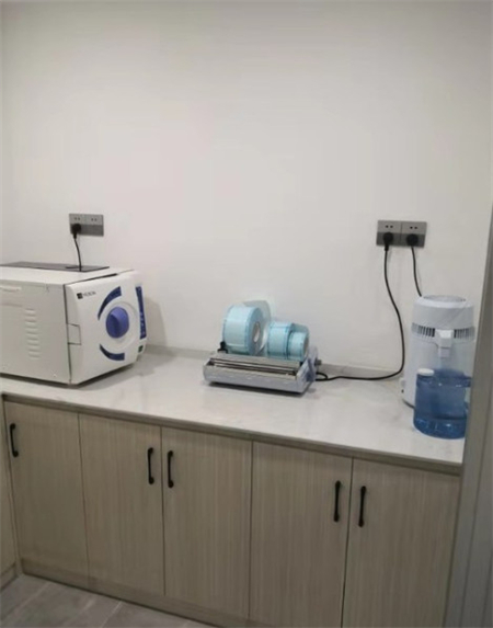 無錫潘泉口腔診所_消毒室